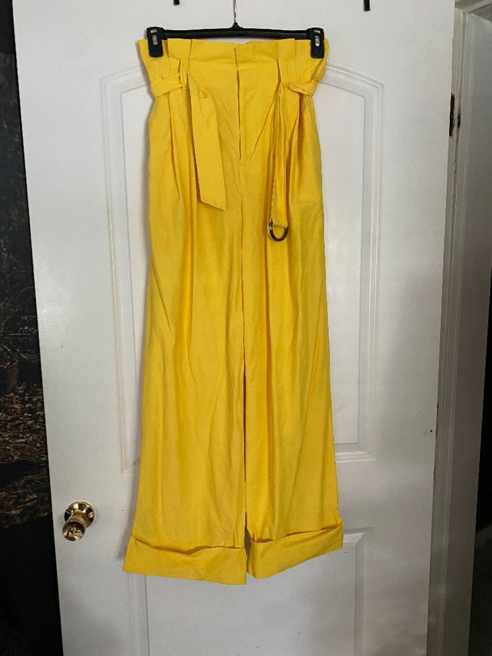 Banana republic yellow wide leg paper bag waist pants size 6